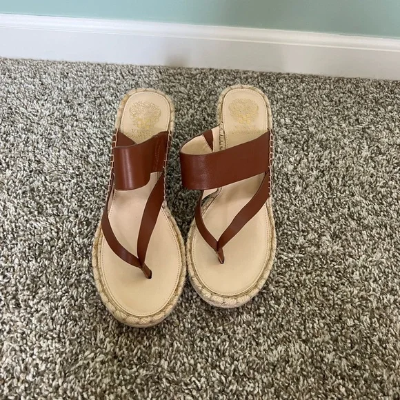 Vince Camuto wedge sandal size 9.5 - Picture 2 of 7